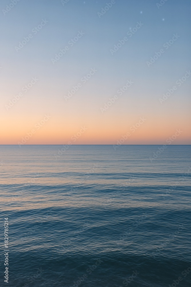 Fototapeta premium Pastel horizon over glassy water