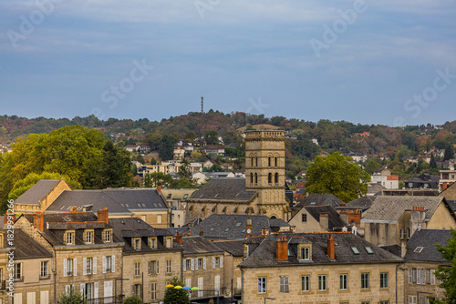 Vue sur Brive la Gaillarde depuis le haut du vieux phare en France