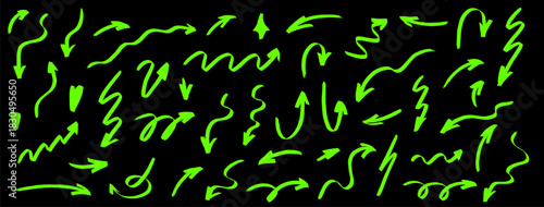 Hand-drawn arrow set featuring dynamic highlight strokes, textured brush lines and marker scribbles. Arrow curves, subtle highlight touches, brush details and marker circles create lively freehand doo