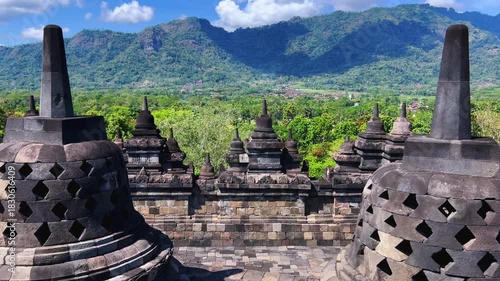 Buddhist Stupa. Borobudur Buddhist Temple is a temple complex of the Mahayana Buddhist tradition in Indonesia. It is located in the central part of the island of Java, near Yogyakarta. UNESCO. 4К