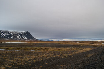 Handdoek met foto Huisarts Donkere kliffen Snæfellsnes IJsland  © Stephanie
