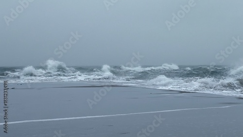 Aufeinandertreffen von Nord- und Ostsee in Grenen nahe Skagen in Dänemark