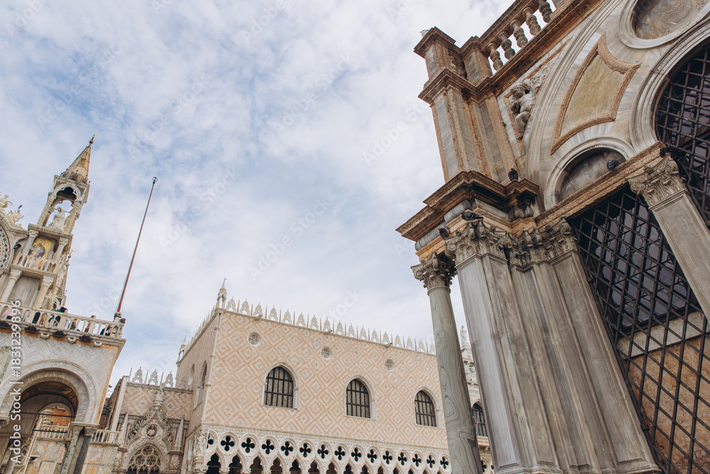 Fototapeta premium Doge's Palace and St. Mark's Basilica architecture in Venice, Italy