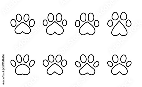 Paw icon vector. paw print sign and symbol. dog or cat paw