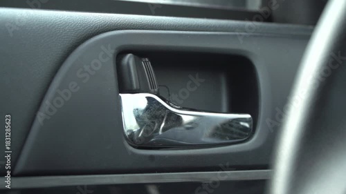 Car Door Central Lock Opening Mechanism with Click Sound