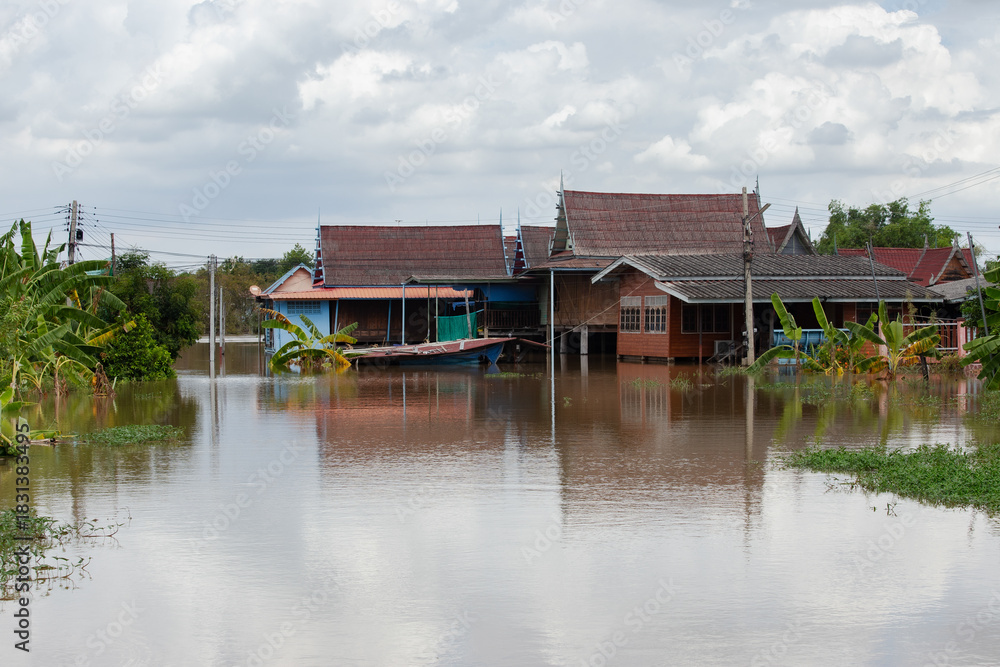 Obraz premium Abandoned, Accidents and Disasters, Architecture, Building Exterior, Covering