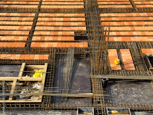Construction site: asmolen blocks and structural steel flooring struct