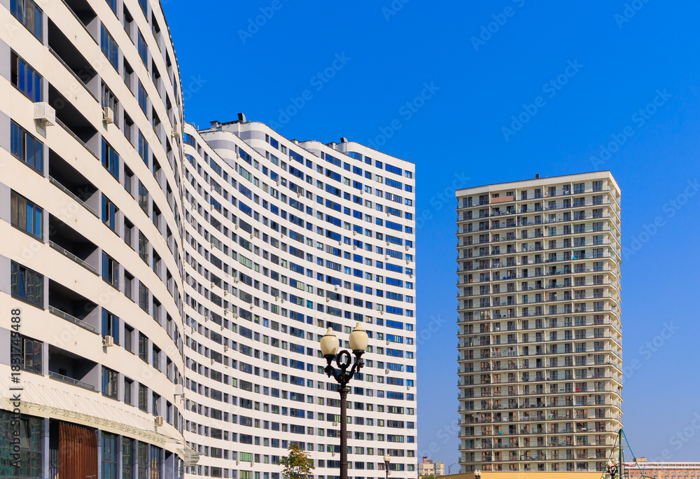 Obraz premium Cityscape, modern buildings on a summer day