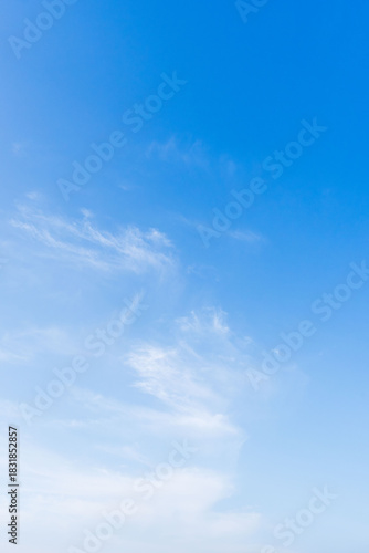 初冬の空　青空と雲04