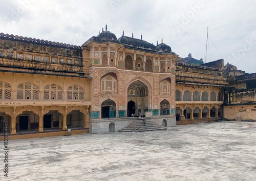 Obraz na plátně ganesh pol gate wide view amber fort jaipur