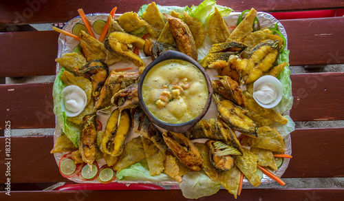 Tableau sur toile SANTA MARTA, PESCADO COMIDA DE PLAYA