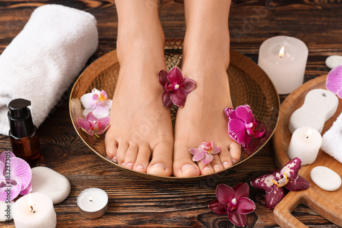 Woman undergoing spa pedicu...