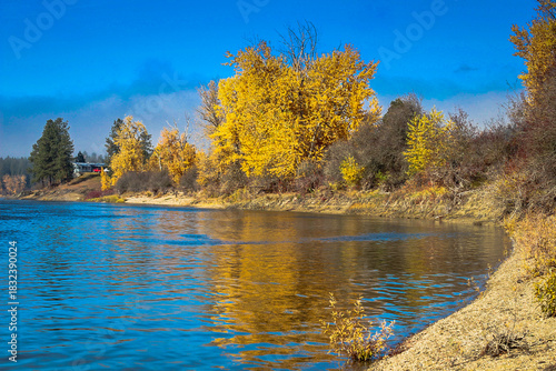 Autumnal Splendor Lakeside