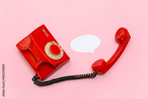 Retro telephone and blank p...