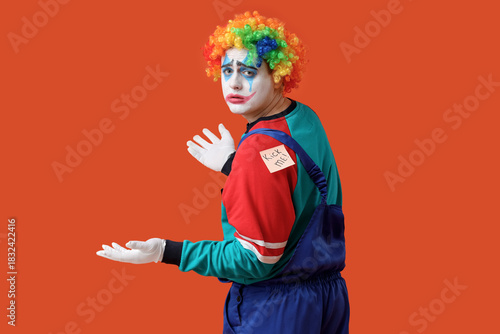 Sticky note with text KICK ...