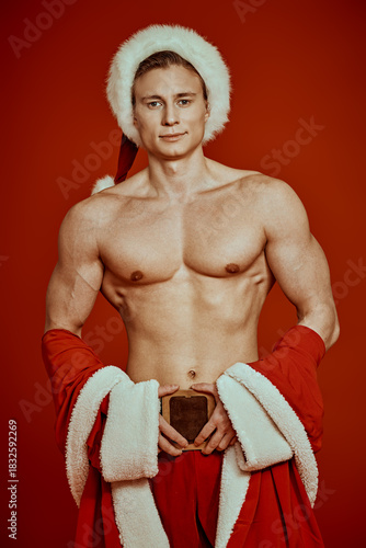 Photos muscular strong Santa