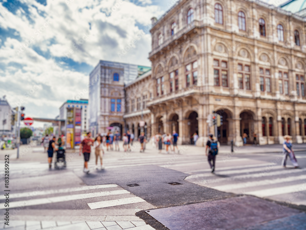 Naklejka premium Crowd of anonymous people walking on busy city street 