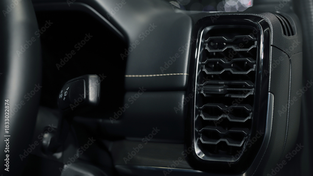 Obraz premium Car air conditioning systems should be maintained regularly to ensure efficient operation and extend their lifespan.