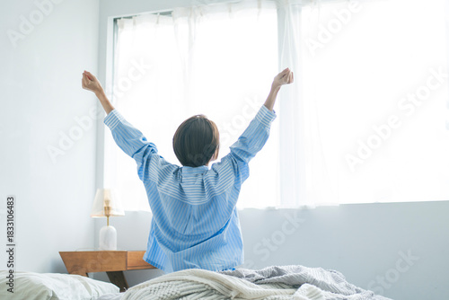 Bild auf Leinwand 朝の目覚め