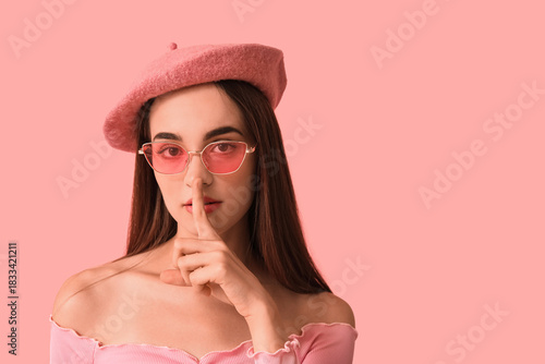 Beautiful young woman in st...