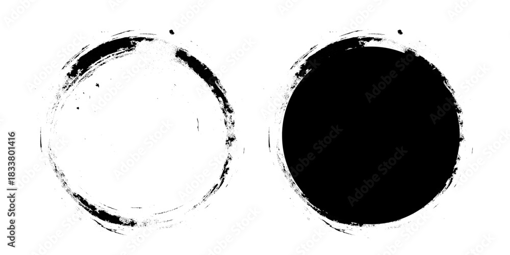 Fototapeta premium Grunge circle frame. Grunge circle drawn with brush strokes. A circle drawn in ink. Hand drawn black circles sketch frame round. Grunge circle made of black ink.