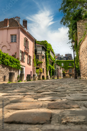 Fototapeta Naklejka Na Ścianę i Meble -  Paris France historic streets of Montmartre artist district