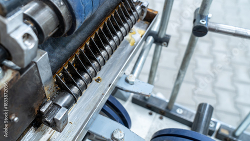 Tableau sur toile Oiled metal spiral roller and conveyor mechanism in industrial machine