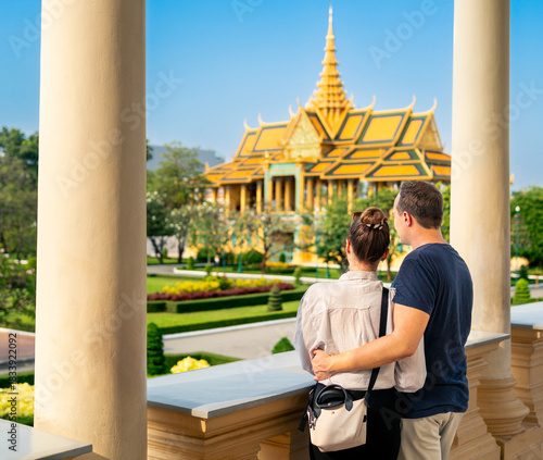 Photos Tourist couple in Phnom Penh, Cambodia