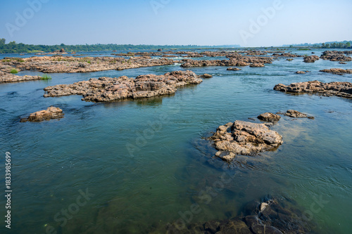 Sahastradhara Waterfall is a waterfall In Narmada river located in Maheshwar, Madhya Pradesh, India