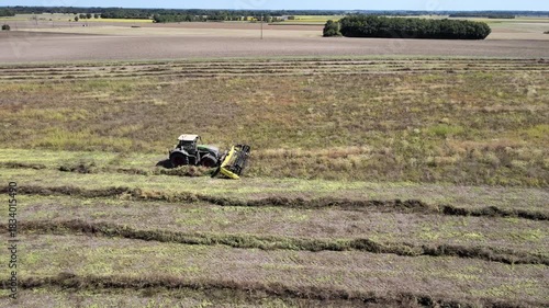 Récolte en tracteur - Drone