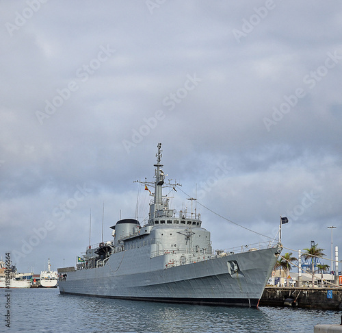 warship, anchored, port, Las Palmas, frigate, military, conflict, surveillance 