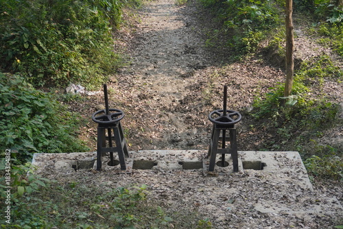 Foto Water Gate Valves in Rural Irrigation System