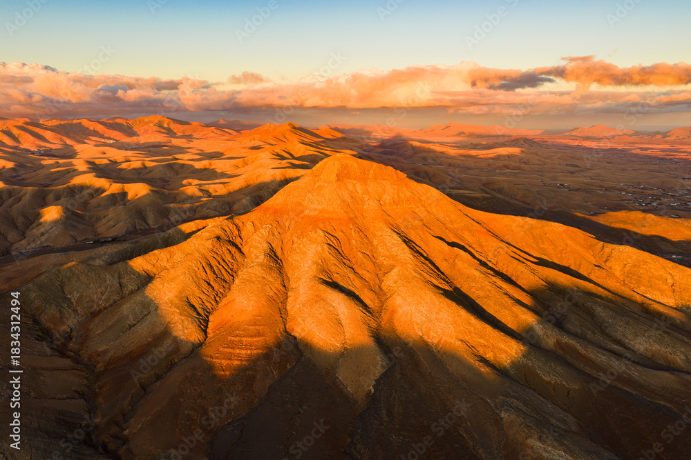 Fototapeta premium The Jandía Natural Park and Montaña Cardón Natural Monument in Fuerteventura, Canary Islands, Spain