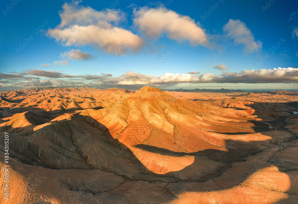 Fototapeta premium The Jandía Natural Park and Montaña Cardón Natural Monument in Fuerteventura, Canary Islands, Spain