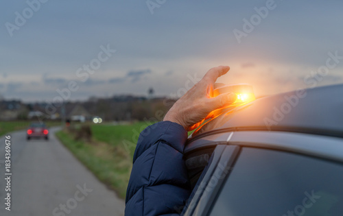 V16 warning light, new spanish emergency signal device