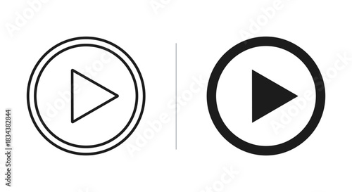 Modern Play Buttons: Outline and Filled Triangle in Circle Icons