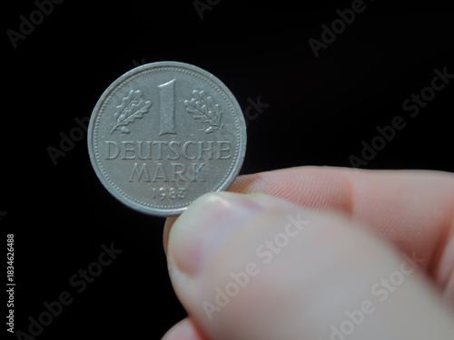 Obraz na płótnie Collectible One Deutsche Mark Coin from 1982