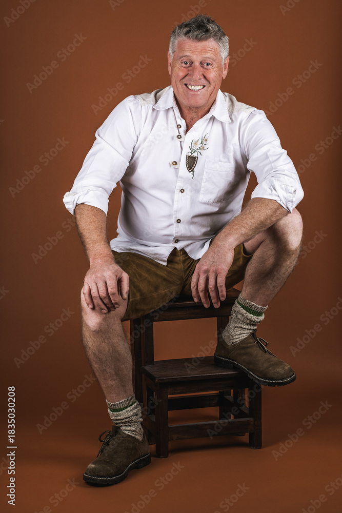 Fototapeta premium Mann in Tracht