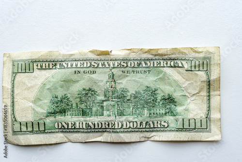 one hundred dollar bills