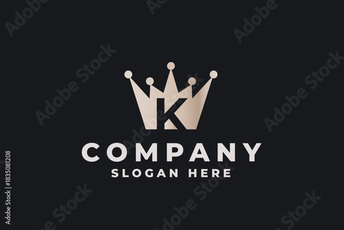 The Royal Apex of Modern Design Logo
