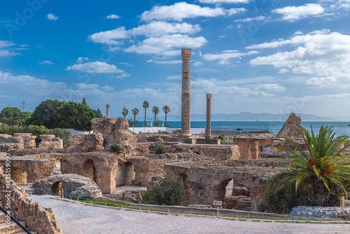 Foto Interior to the Baths of Antoninus (Thermes d'Antonin), archaeological site