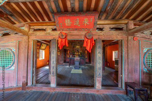 Photos Hoi A Bridge Pagoda (Japanese Covered Bridge)was built around the 17th century by Japanese merchants living and doing business in Hoi An