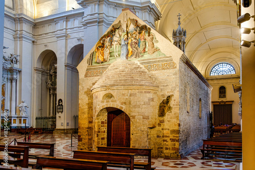 Photos View of the Porziuncola in the Basilica of Santa Maria Maggiore in Assisi, Umbri