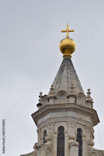 Golden ball and cross that crowns the dome of the Florence Duomo