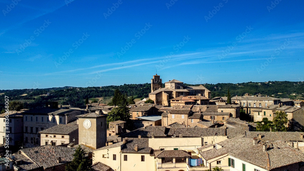 Obraz premium Panoramic aerial view of Orvieto medieval town from a flying drone - Italy