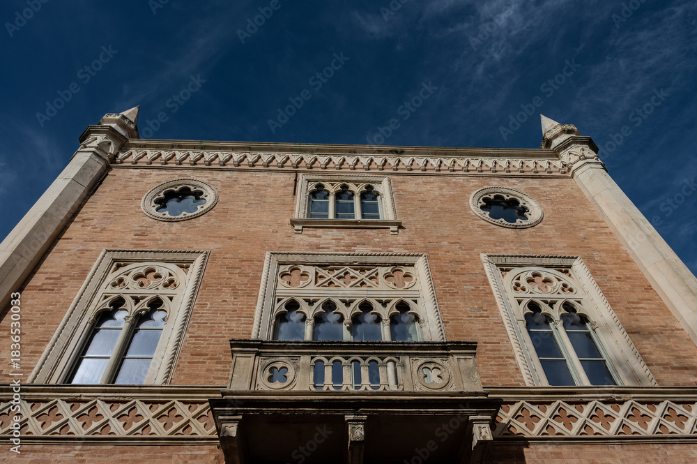 Obraz premium Petritoli is a hilly municipality in the province of Fermo overlooking the green and fertile Aso Valley, of which it represents, due to its abundance of olive trees, an important economic center.