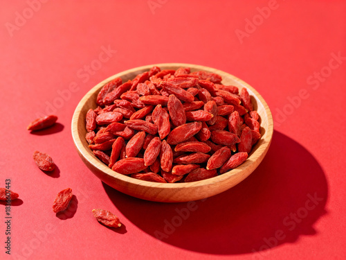 dried goji berries