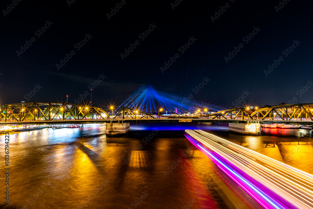 Obraz premium The blurred background of fireworks (light trails) is beautiful at night, seen in the New Year holidays, Christmas events, for tourists to take pictures during public travel.