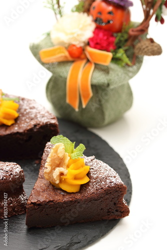 ハロウィンのチョコレートケーキ