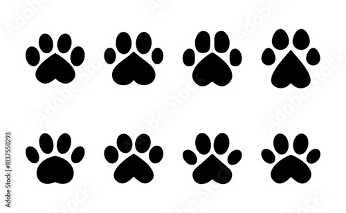 Paw icon vector. paw print sign and symbol. dog or cat paw